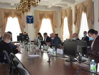 Депутаты приняли отчеты ряда структурных подразделений администрации города Саратова